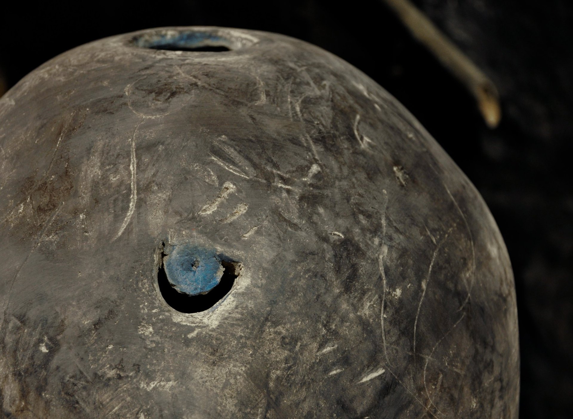 Blue Eye, Detail